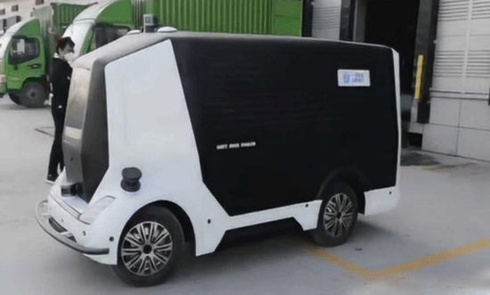 無(wú)人配送車半年吸金35億,智駕內(nèi)卷的受益者